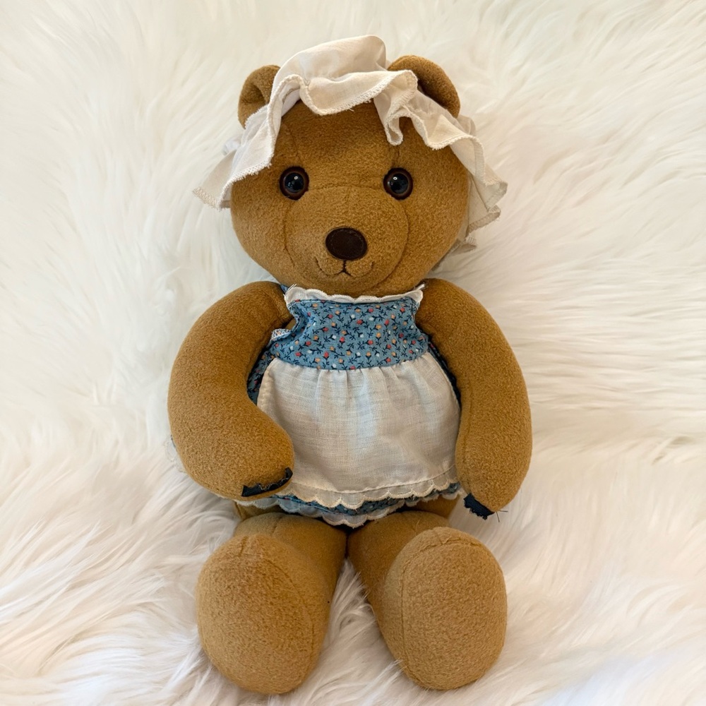 VTG 80s Fisher-Price Mama Bear Teddy Bear #248